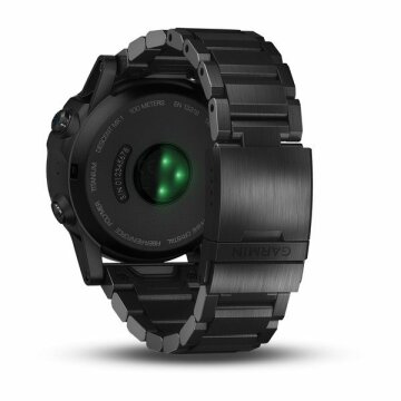Pocitac-GARMIN-Descent-Mk1-sapphire-sklicko-sede-titanove-titanovy-naramek-senzor.jpg